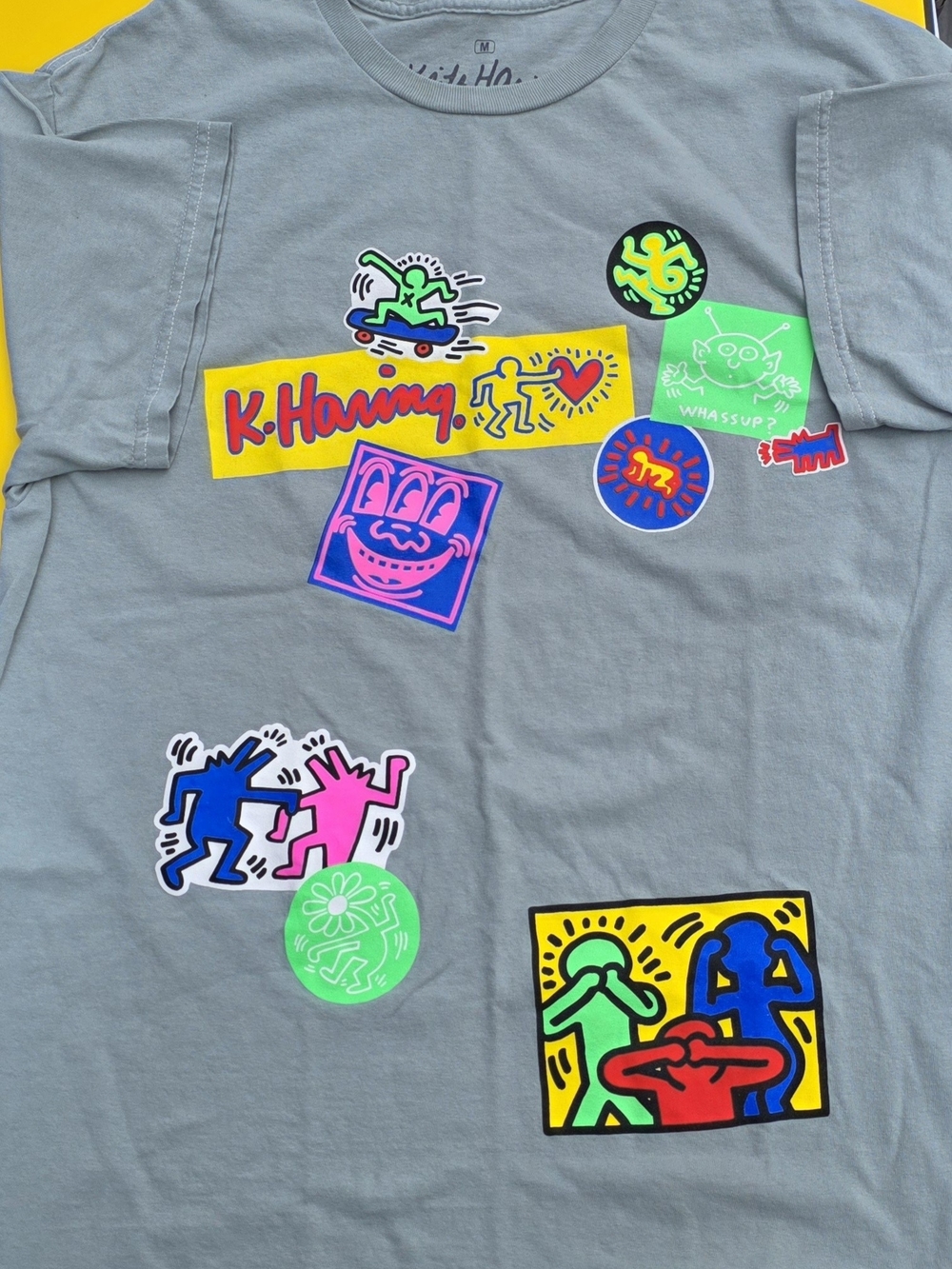 K. Haring Men's Green Short Sleeve Tee with Neon Pop Graphics Size Medium - Picture 2 of 8